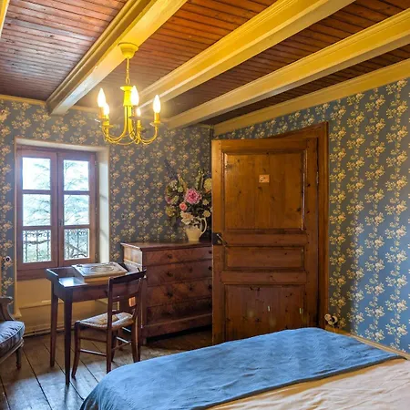 Maison De Famille A Quelques Pas Du